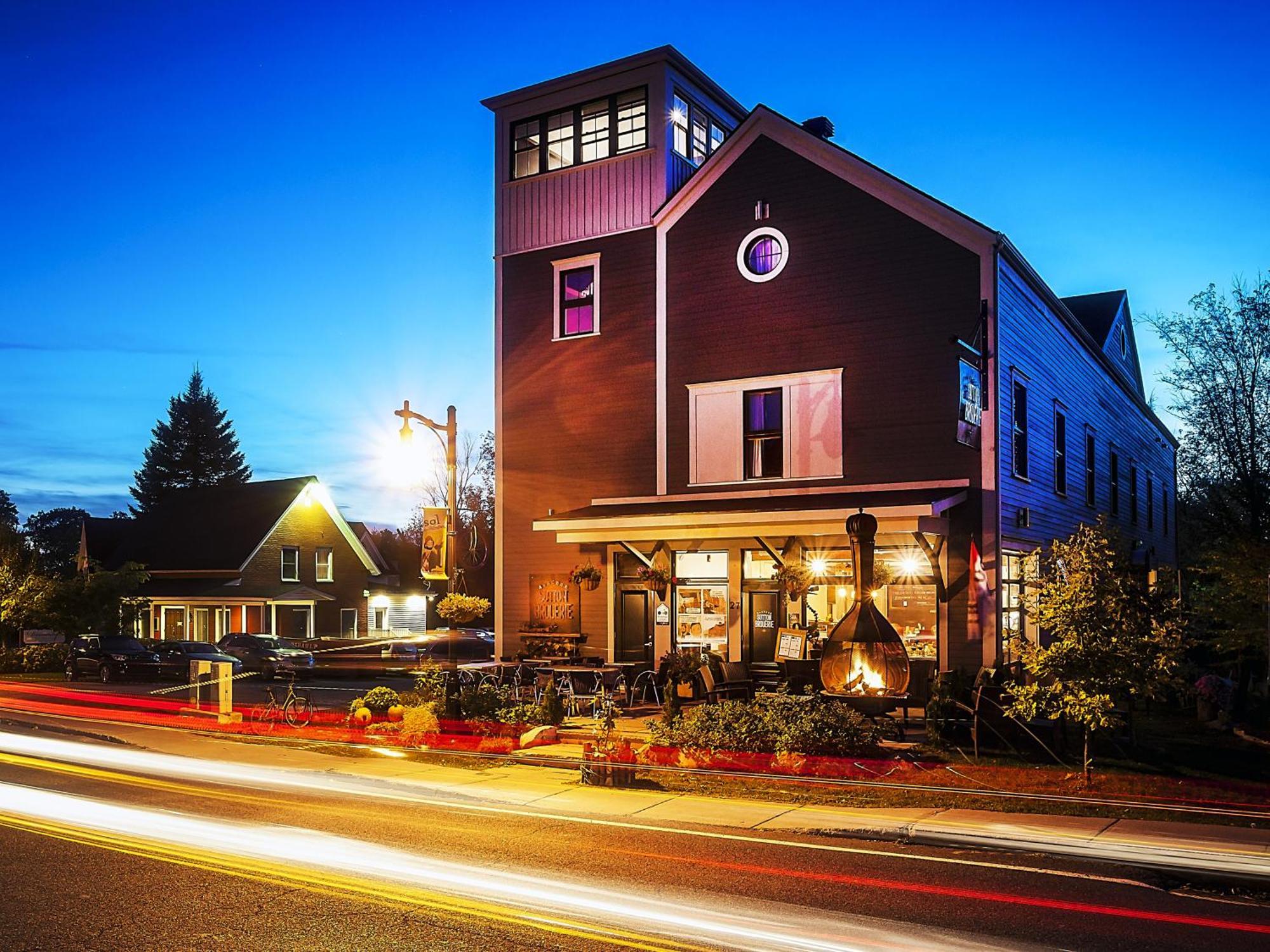 Auberge Sutton Brouerie Екстер'єр фото