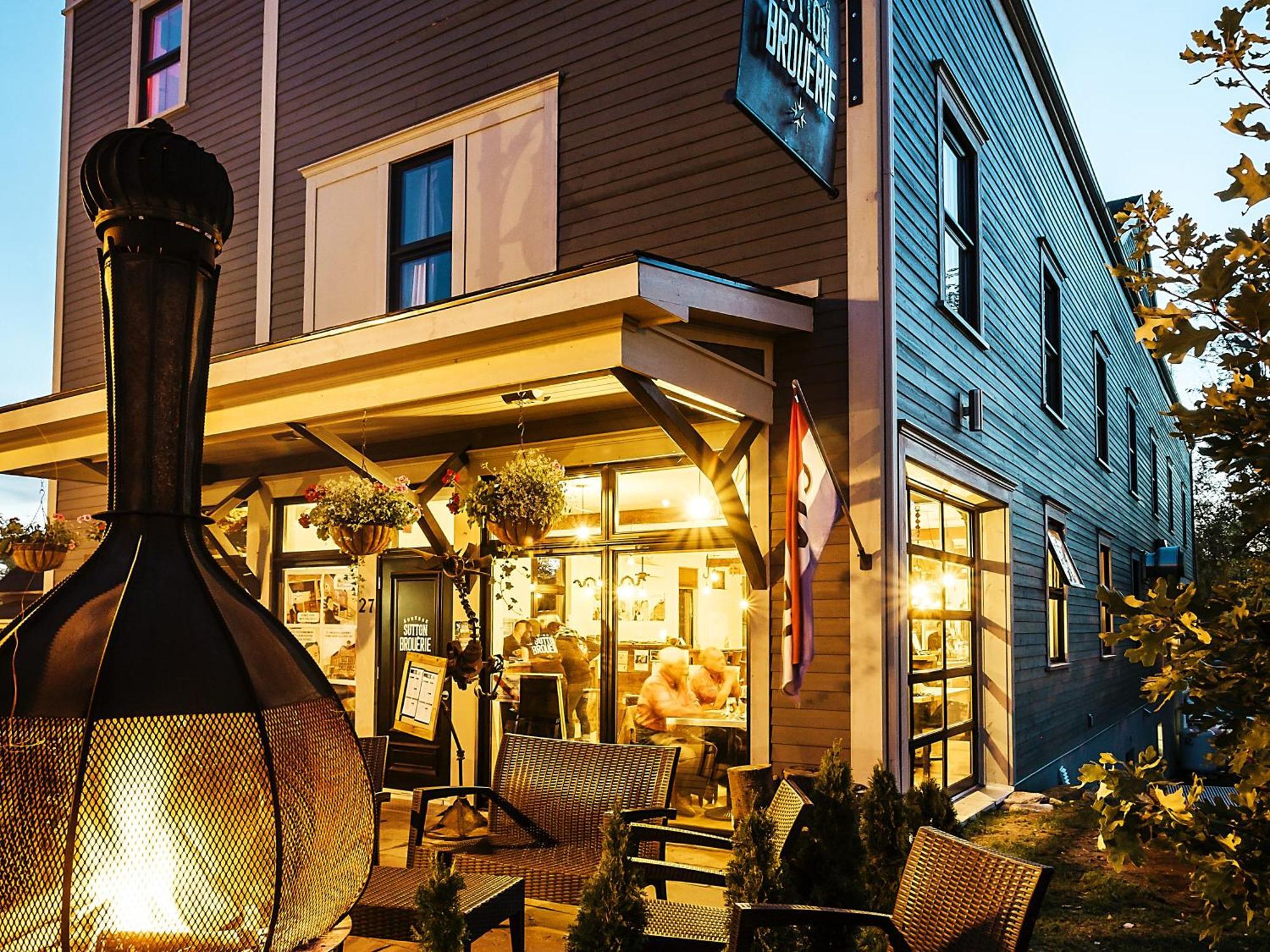 Auberge Sutton Brouerie Екстер'єр фото